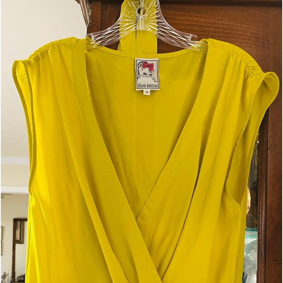 Yoana Baracshi Chartreuse  silk blend sheath dress size 10, fits more like 8. - Picture 4 of 13